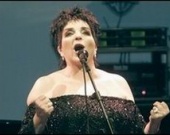 Лайза Миннелли подала иск в суд на мужа