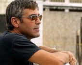 Джордж Клуни спасет американцев