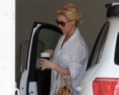 Кэтрин Хайгл собралась на пижамную вечеринку