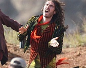 Рассел стал шекспировским шутом