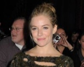 Сиенна Миллер претендует на роль в продолжении "Холмса"