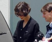 Кейти Холмс снимается в сериале?