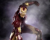 Папарацци судится за Железного Человека