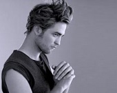 Роберт Паттинсон теряет штаны