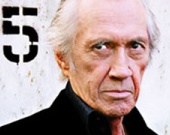 Дэвид Кэррадайн возвращается