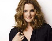 Дрю Бэрримор - настоящая секс-бомба! (ФОТОРЕПОРТАЖ)