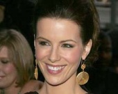 Кейт Бекинсейл послали в Антарктиду