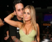 Кармен Электра в третий раз выходит замуж