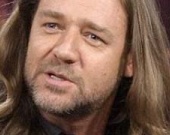 Рассел Кроу ненавидит свою прическу!