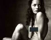 Обнаженная Кейт Мосс ушла с молотка