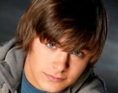 Эфрону исполнится 36, а потом снова 17