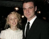 Шрайбер и Уоттс поскандалили с папарацци