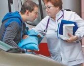 Хабенский привез больной жене сына