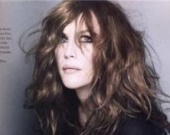 Лив Тайлер и ее прелестные ножки