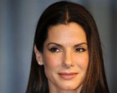 Альфонсо Куарон переключился с Портман на Баллок