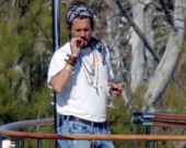 Депп заказал на съемки личное вино