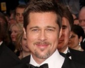 Брэд Питт купил мышиный домик за 75 тысяч долларов