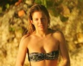 Сиенна Миллер на Барбадосе