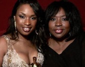 Убиты мать и брат известной актрисы