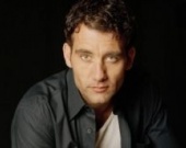 Клайв Оуэн изгонит детских демонов