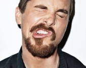 Кристиан Бэйл опять метит в копы