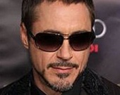 Стивен Спилберг нашел друга для кролика Харви