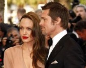 Джоли и Питт потратили еще один миллион