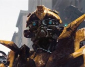 Бэй дописал сценарий  "Трансформеров 2"