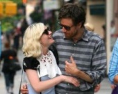 Кирстен Данст встречается с барабанщиком "Rilo Kiley"