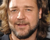 Рассел Кроу не будет носит трико