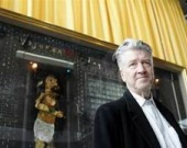 Дэвид Линч открыл в Париже выставку своих картин