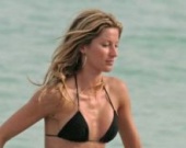 Звёзды в бикини. Кто горячее???