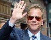 Сазерленд получает деньги зря