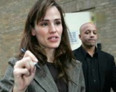 Гарнер отказалась ставить автограф на таблоиде