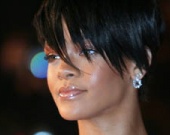 Рианна сыграет в римейке "Телохранителя"?