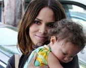 Названа самая сексуальная мама