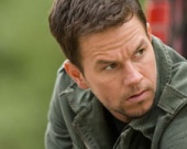 Телохранитель Марка Уолберга подал в суд