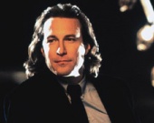 Корбетт принят в "Штаты Тары"