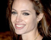 Анджелина Джоли ждет двойню