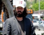 Киану Ривз стал похож на бездомного