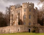 Николас Кейдж продает замок в Англии