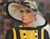 Светличной не понравились наряды