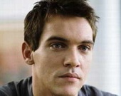 Джонатан Майерс был задержан в аэропорту