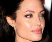 Анджелина Джоли почти замужем