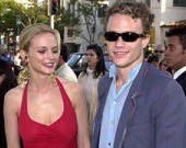 Хит Леджер преследует женщин