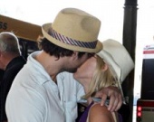 Дженни Гарт и Питер Фасинелли: любовь в аэропорту