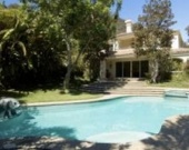 Шэрон Стоун продает дом