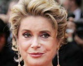 Голливуд снимет шляпу перед Катрин Денев