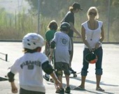 Праздничные хлопоты помогают Памеле Андерсон забыть о личной драме