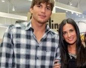 Самолет Эштона Катчера и Деми Мур совершил аварийную посадку